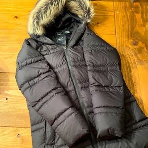 Marmot Kids Ann Arbor jacket (winter coat). Medium